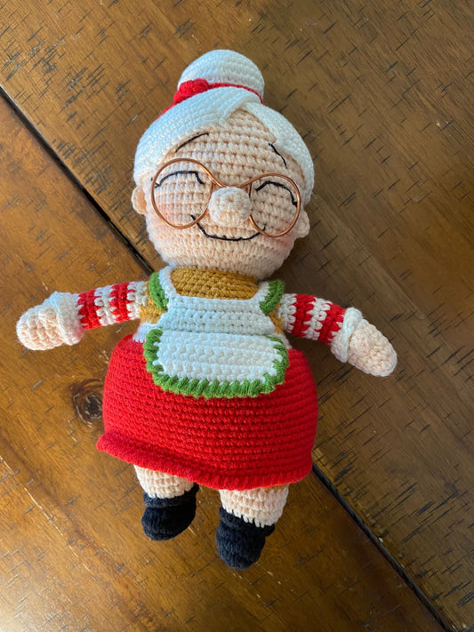 CHRISTMAS SANTA CLAUS Man and Woman Dolls Birthday gift Miniature decor Plush natural toy Unique ecofriendly Crochet present - heirloom gift