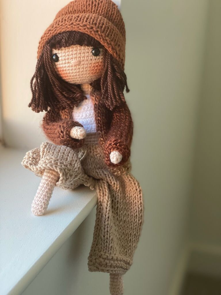 Paris Handmade Cool City Girl - Zeylum Doll - Bendable Body - Changeable Outfit